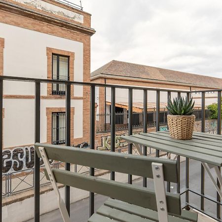 Isg Apartments Becquer Free Parking Inside The Building Σεβίλλη Εξωτερικό φωτογραφία
