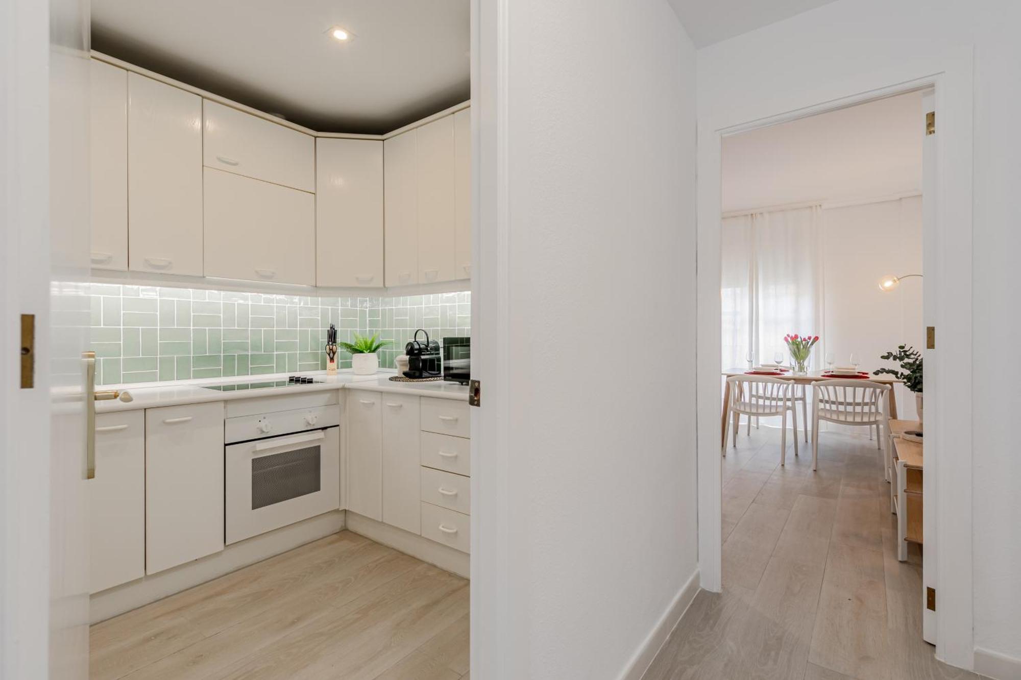 Isg Apartments Becquer Free Parking Inside The Building Σεβίλλη Εξωτερικό φωτογραφία