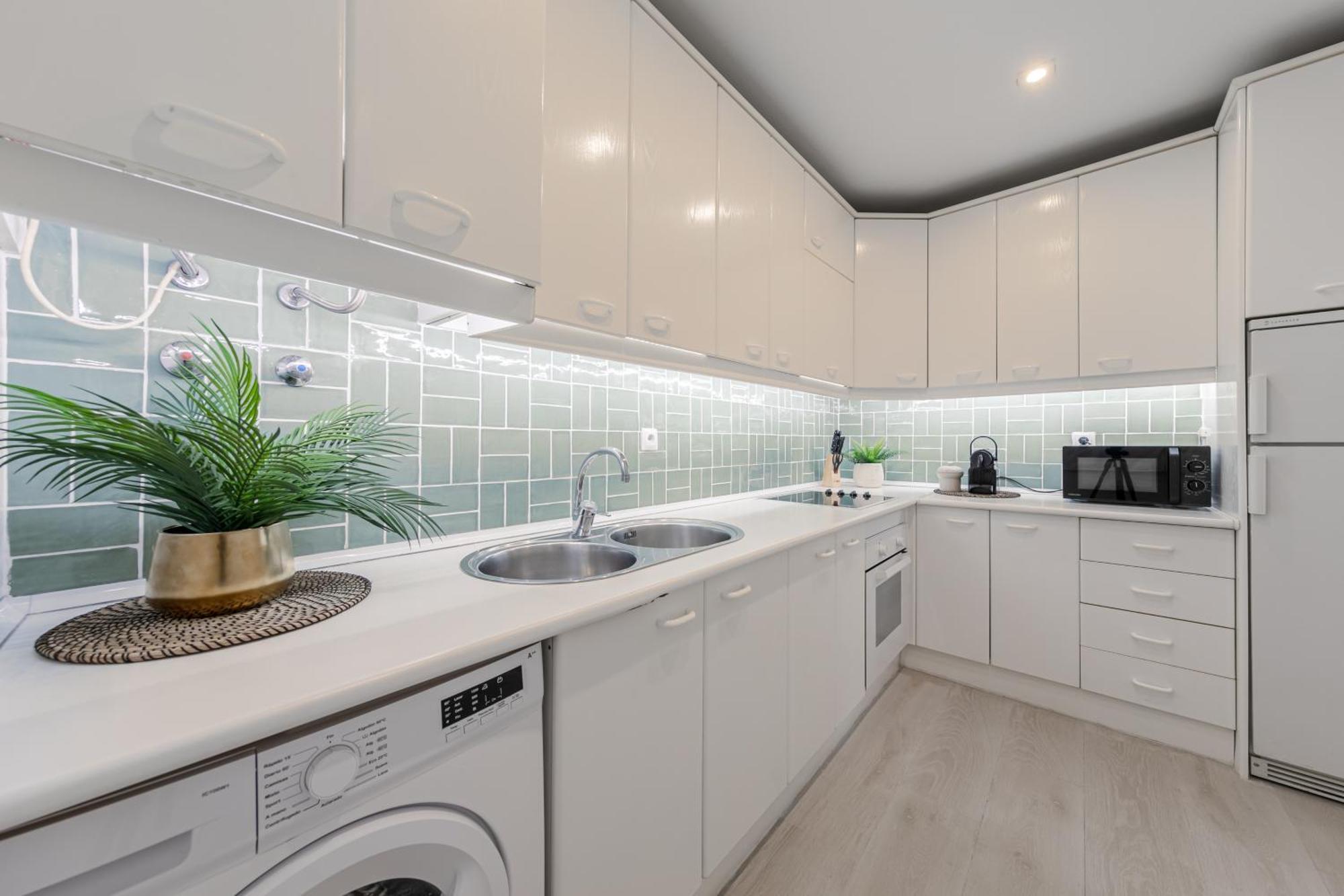 Isg Apartments Becquer Free Parking Inside The Building Σεβίλλη Εξωτερικό φωτογραφία